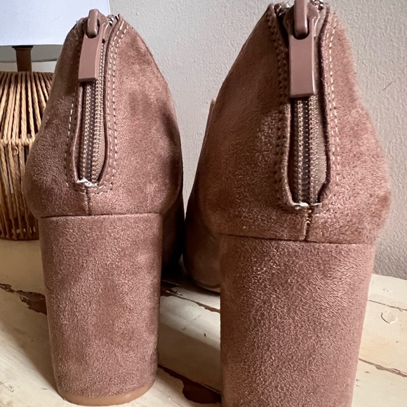 CL by Laundry Tan Suede Heeled Boots - Picture 3 of 3